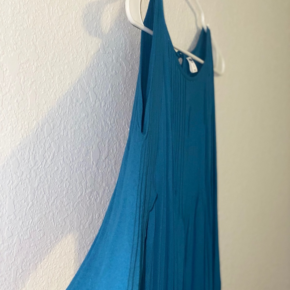 Dress - Picture 4 of 5